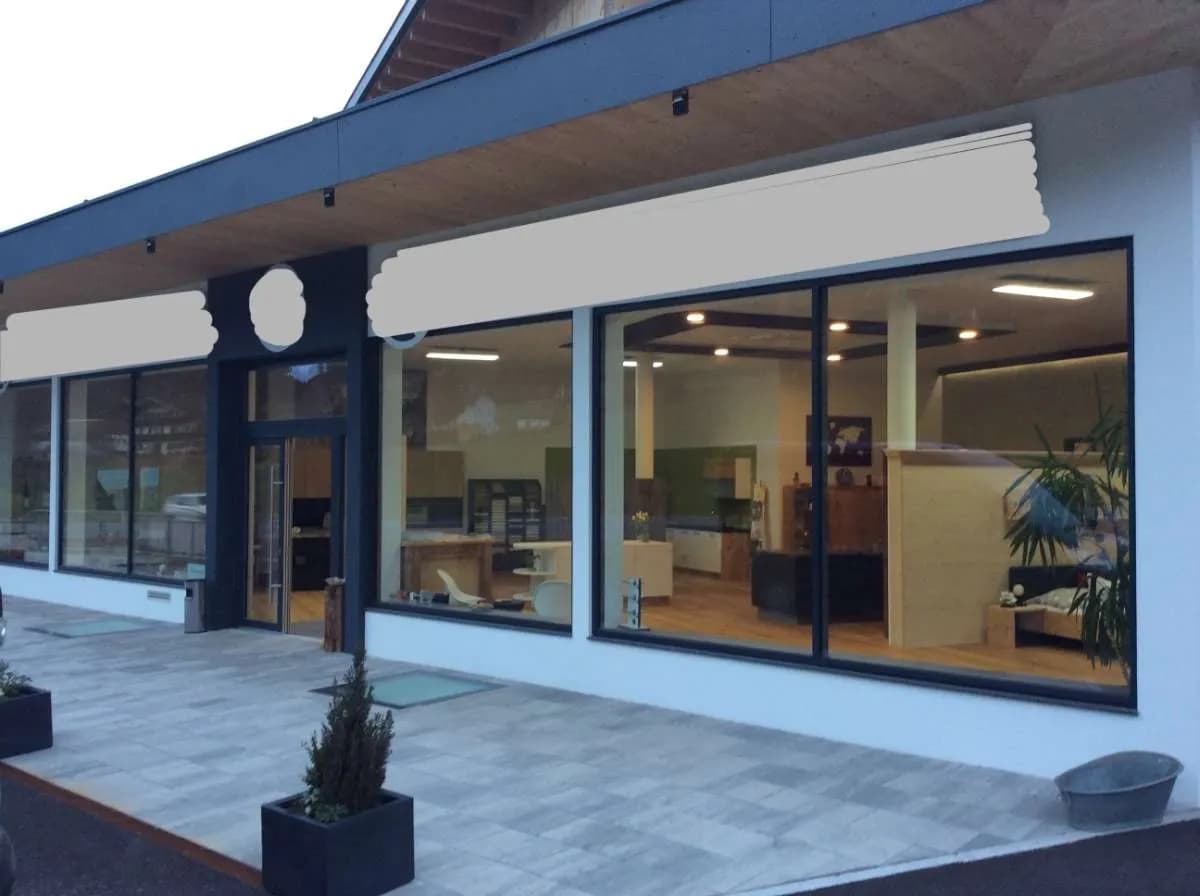 1-Zimmer-Gewerbeimmobilie mieten in Kitzbühel – 135 m², € 11 – Bild 1 von 4