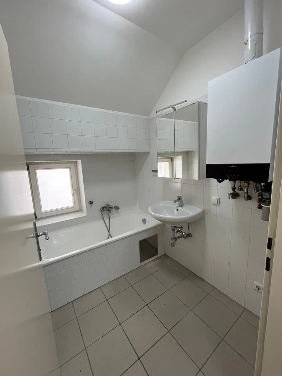 2-Zimmer-Wohnung mieten in Wiener Neustadt – 48,1 m², € 560 – Bild 9 von 10