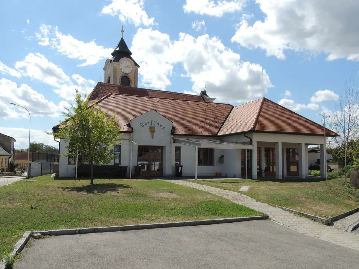 Immobilie kaufen in Hollabrunn – 200 m², € 85.000 – Bild 27 von 37