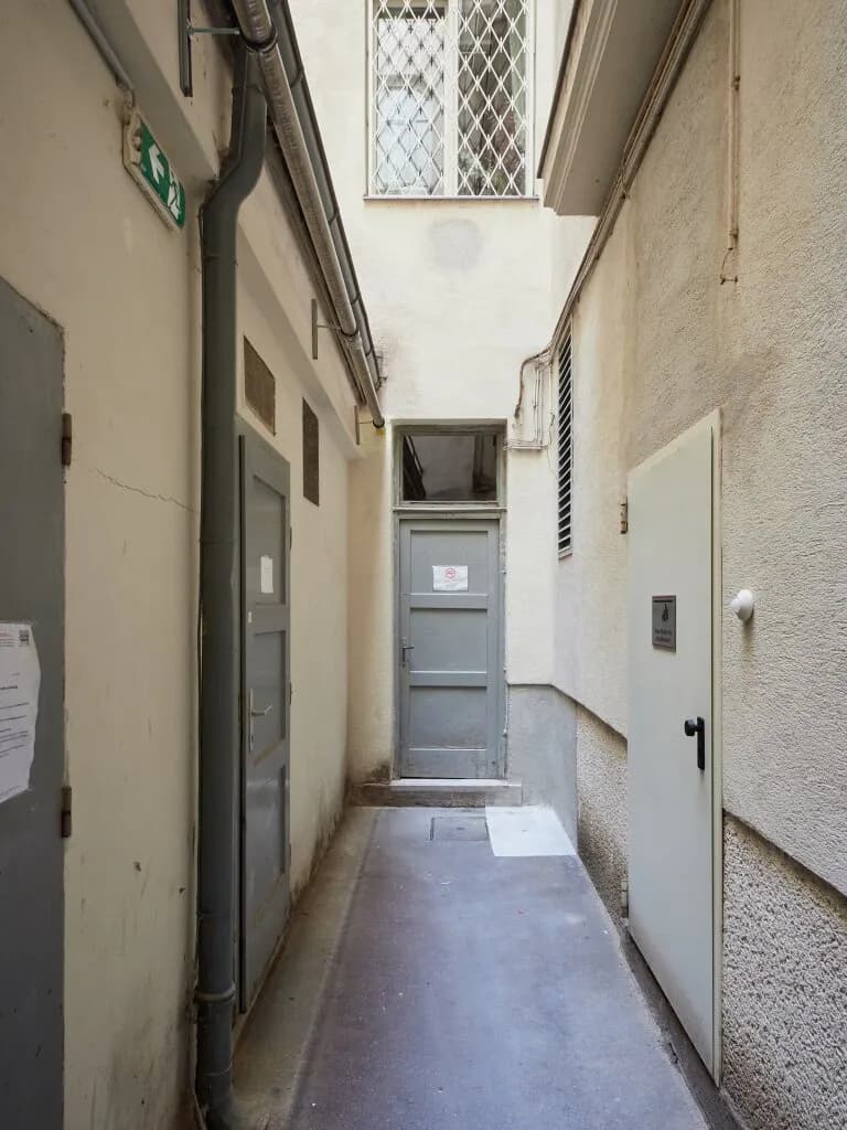 4-Zimmer-Wohnung mieten in Wien – 214,05 m², € 7.566 – Bild 45 von 53
