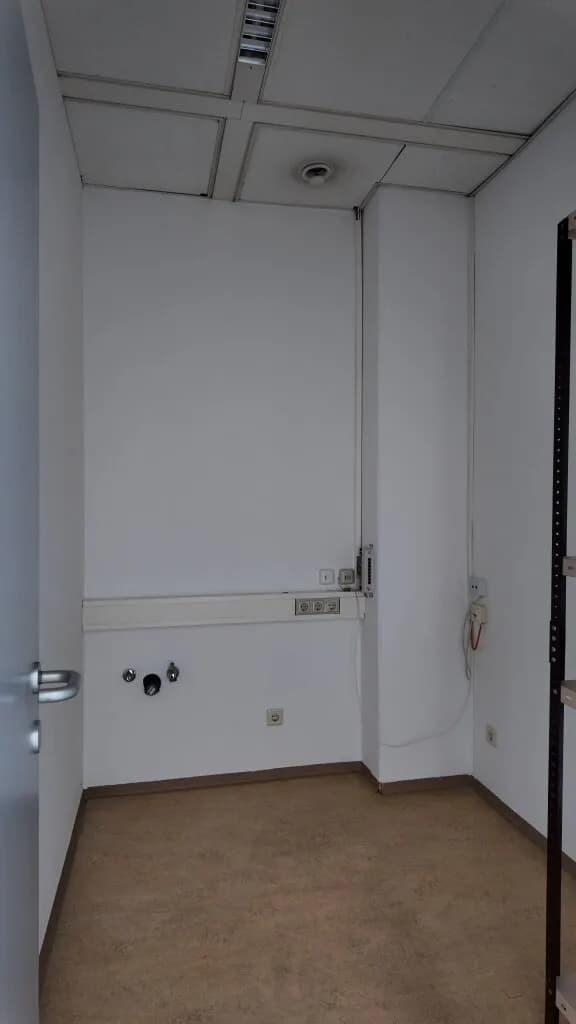 3-Zimmer-Gewerbeimmobilie mieten in Mödling – 72 m², € 1.032 – Bild 24 von 25