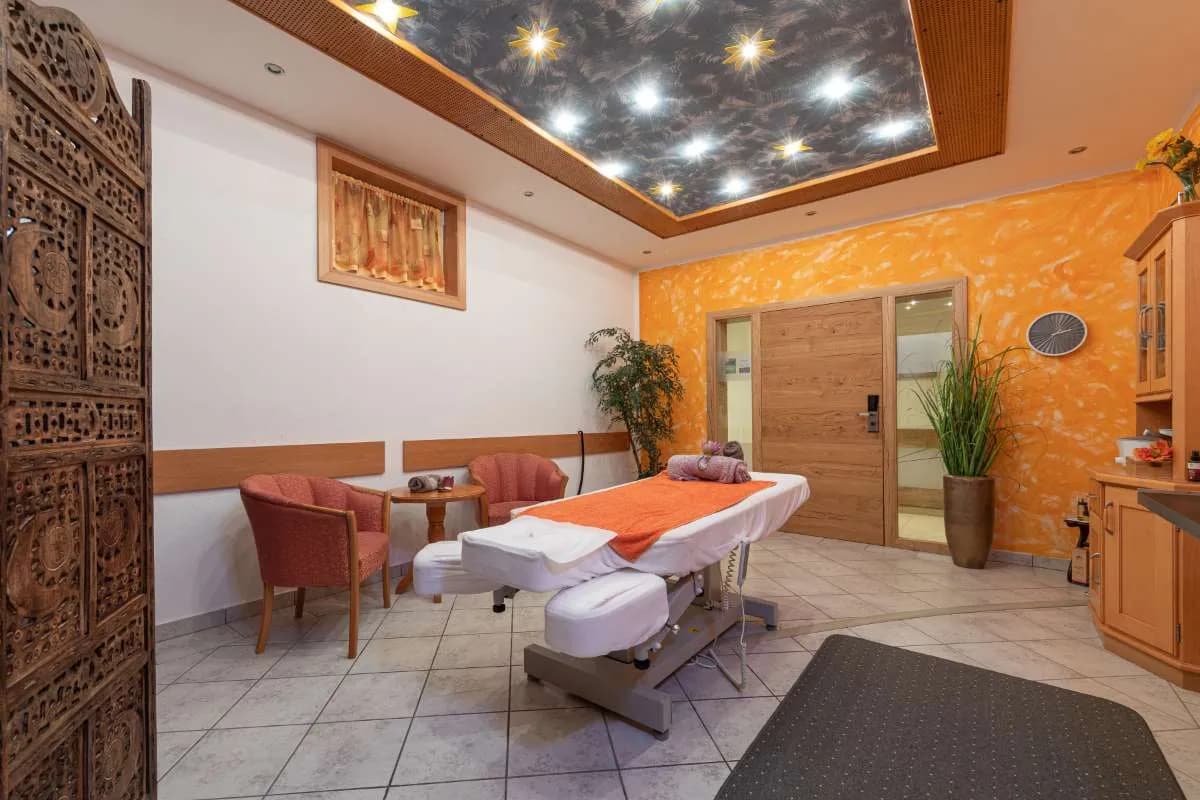 Immobilie mieten in Salzburg Stadt – 24 m², € 450 – Bild 2 von 4