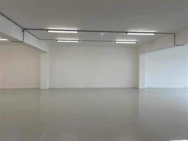 Gewerbeimmobilie mieten in Wien – 212 m², € 10 – Bild 1 von 10