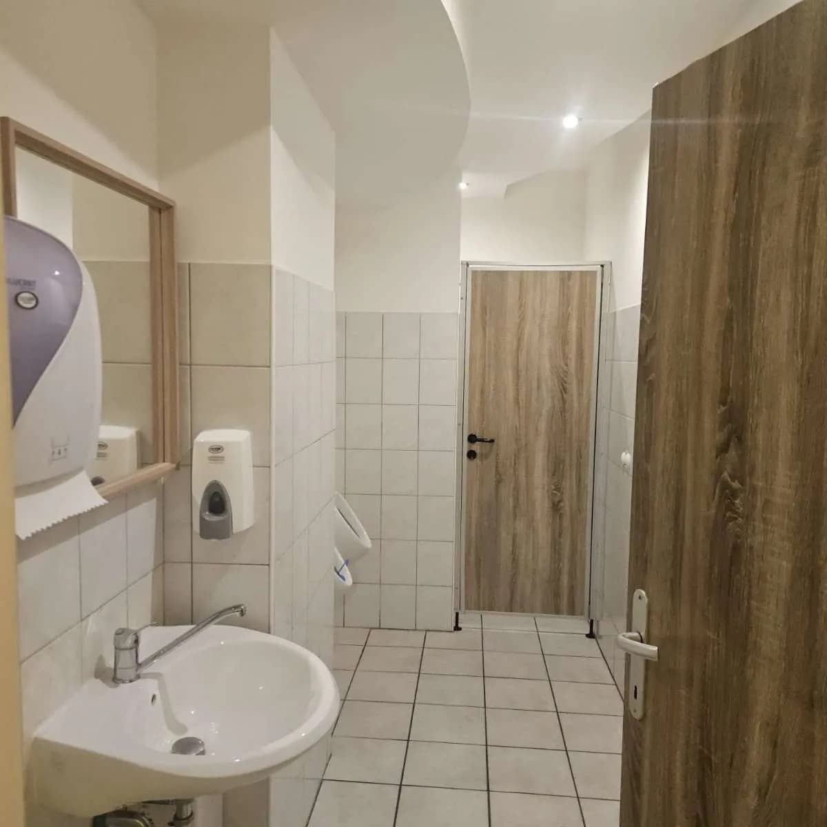 Gewerbeimmobilie mieten in Liezen – 120 m², € 1.600 – Bild 8 von 16