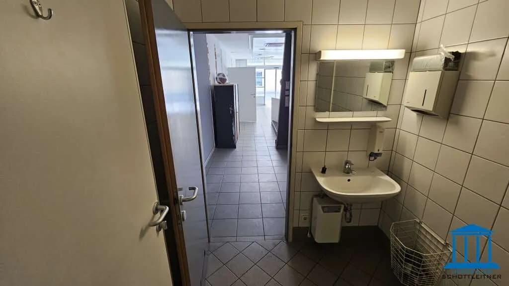 Gewerbeimmobilie mieten in Wiener Neustadt – 300 m² – Bild 15 von 35