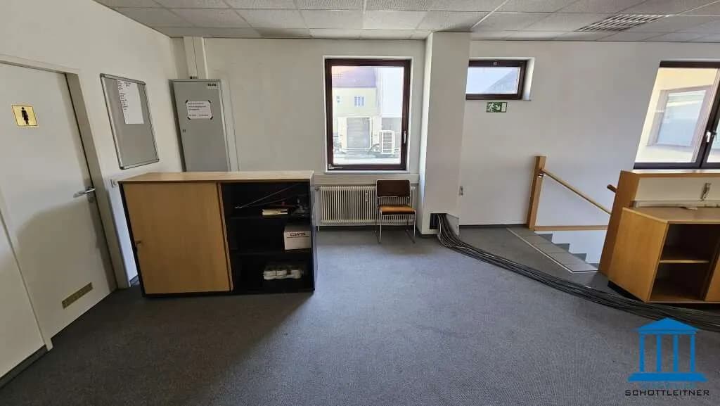 Gewerbeimmobilie mieten in Wiener Neustadt – 300 m² – Bild 26 von 35