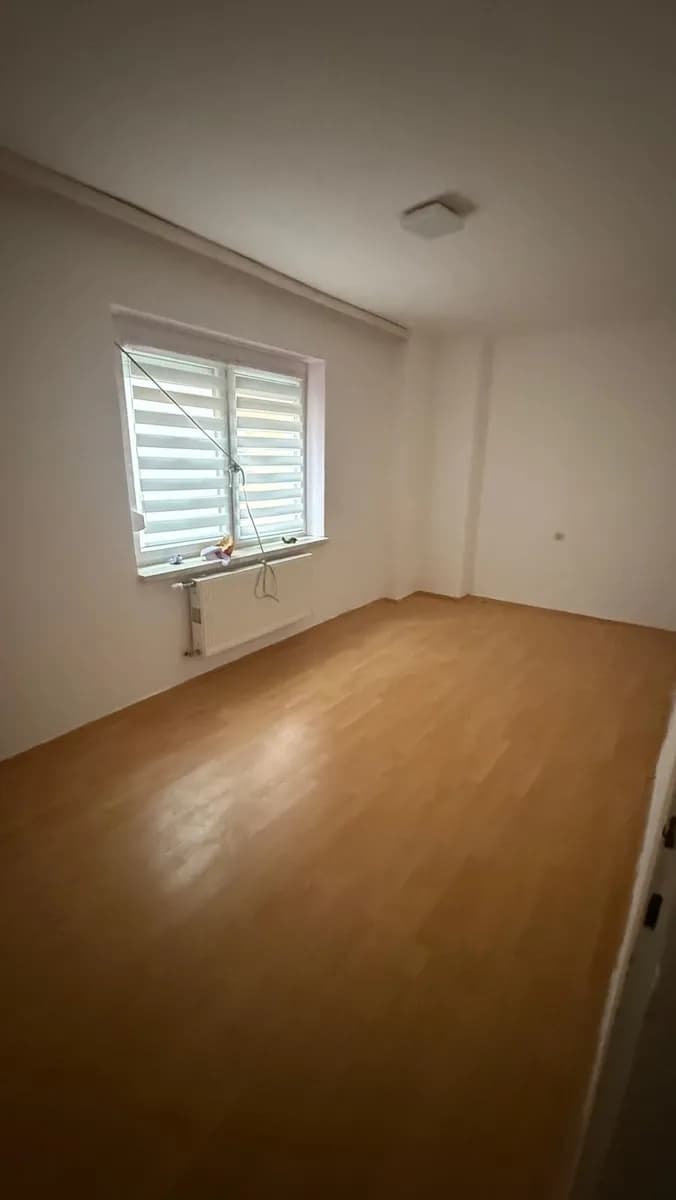 6-Zimmer-Haus mieten in Perg – 167 m², € 1.300 – Bild 4 von 16