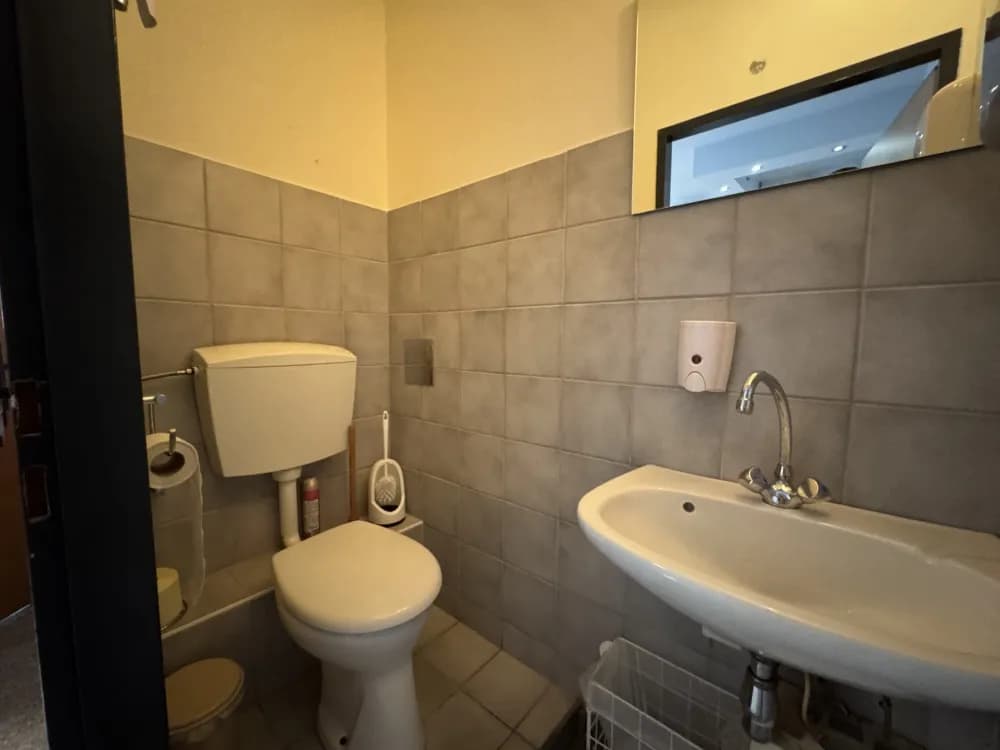 Gewerbeimmobilie mieten in Wien – 53 m², € 855 – Bild 7 von 8