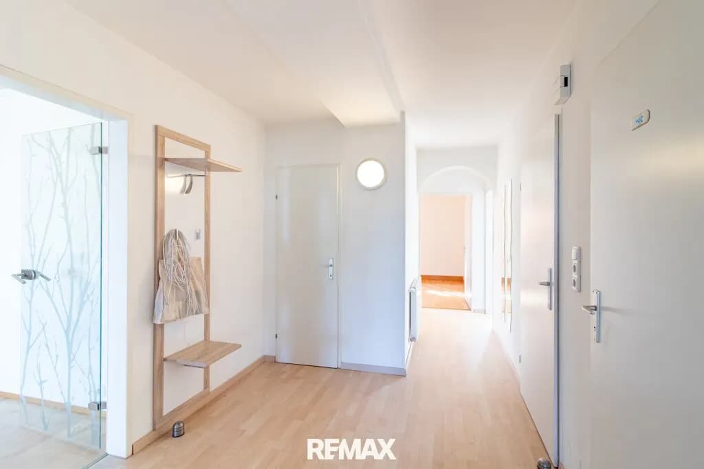 4-Zimmer-Wohnung kaufen in Kirchdorf an der Krems – 136 m², € 160.000 – Bild 2 von 15