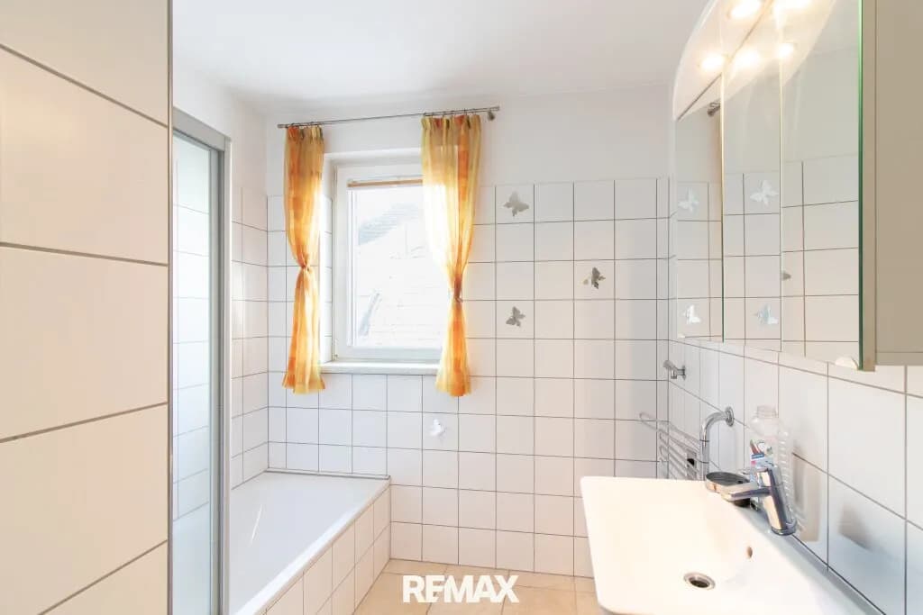 4-Zimmer-Wohnung kaufen in Kirchdorf an der Krems – 136 m², € 160.000 – Bild 11 von 15