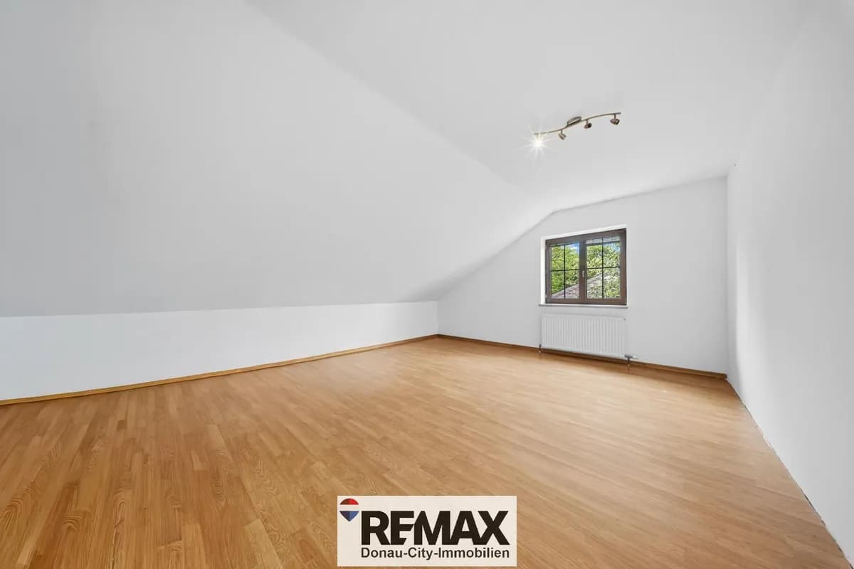 6-Zimmer-Haus kaufen in Baden – 200 m², € 649.000 – Bild 9 von 27