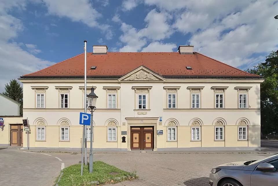 2-Zimmer-Gewerbeimmobilie mieten in Bruck an der Leitha – 42 m², € 490 – Bild 7 von 7