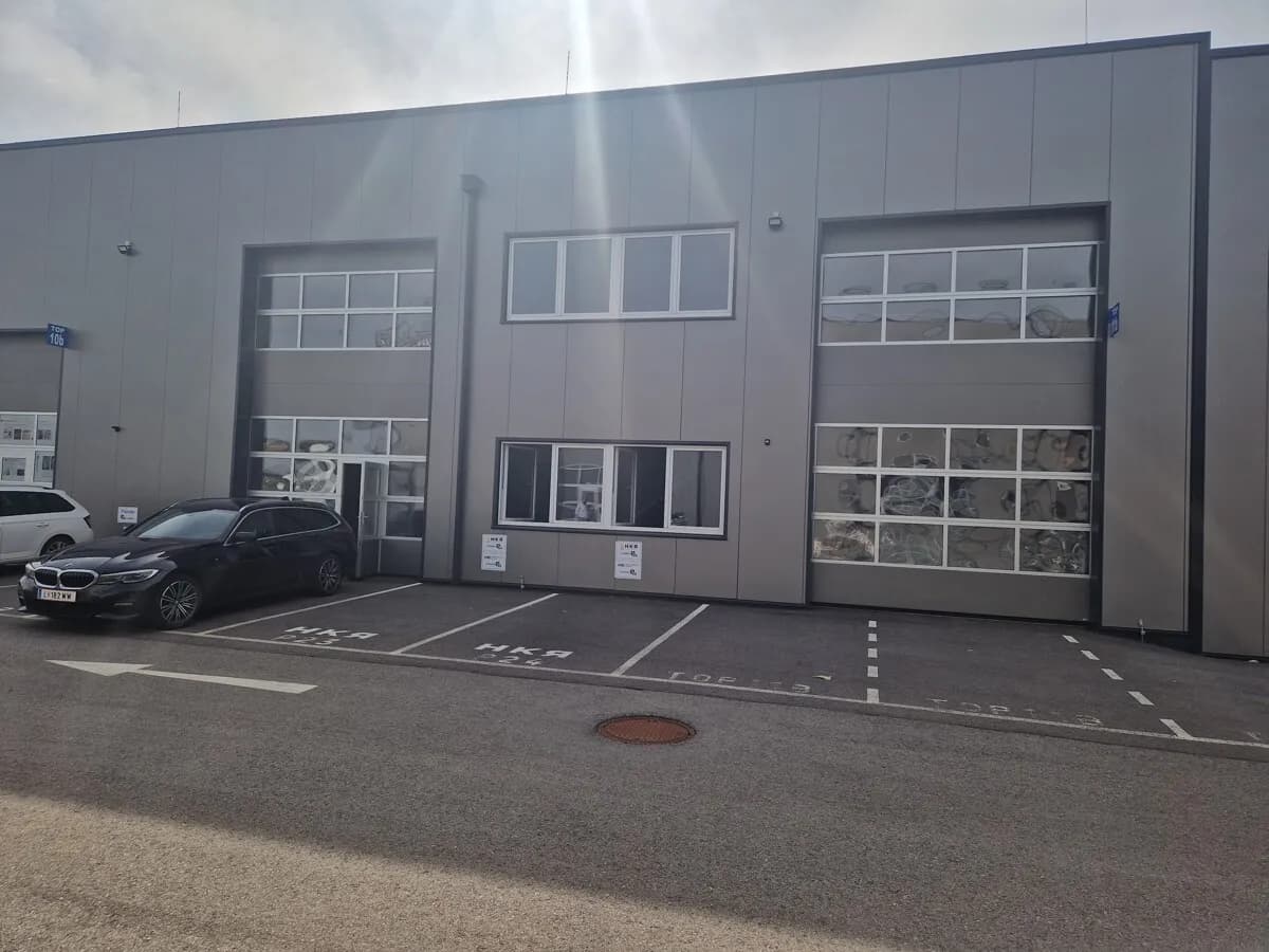 Gewerbeimmobilie mieten in Steyr-Land – 175 m², € 1.730 – Bild 1 von 6