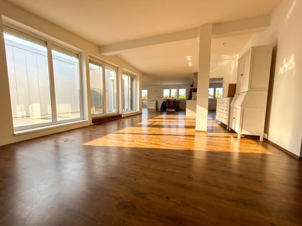4-Zimmer-Wohnung kaufen in Vöcklabruck – 151 m², € 359.000 – Bild 1 von 10