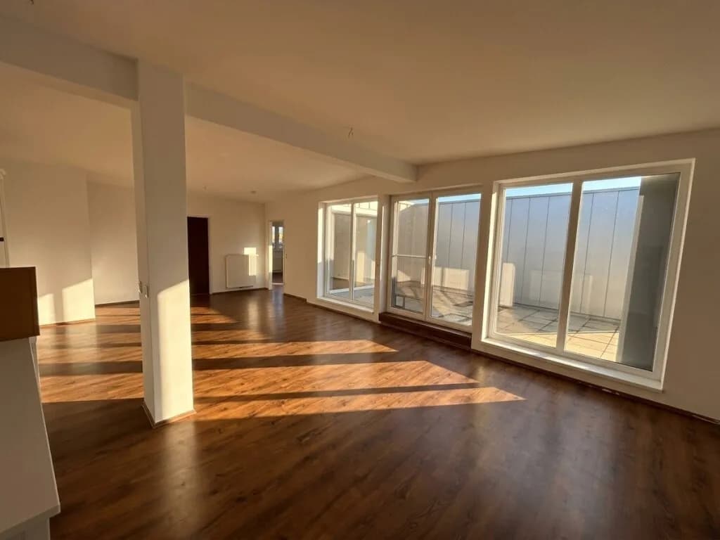 4-Zimmer-Wohnung kaufen in Vöcklabruck – 151 m², € 359.000 – Bild 5 von 10