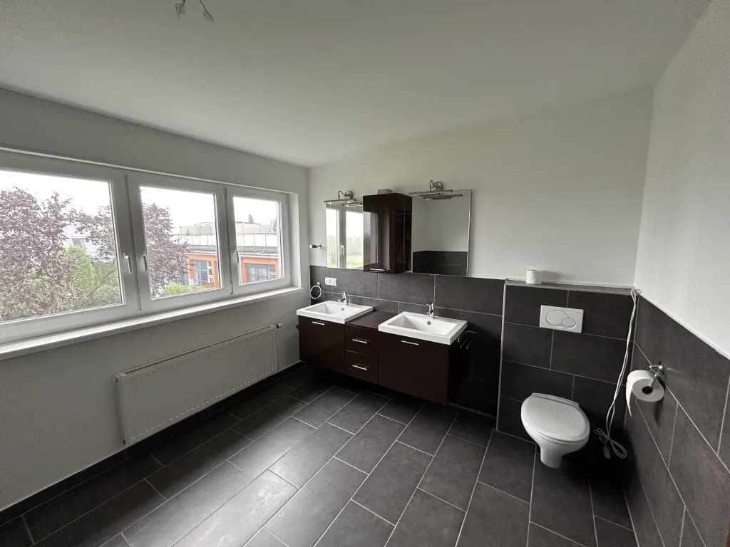 4-Zimmer-Wohnung kaufen in Vöcklabruck – 151 m², € 359.000 – Bild 8 von 10