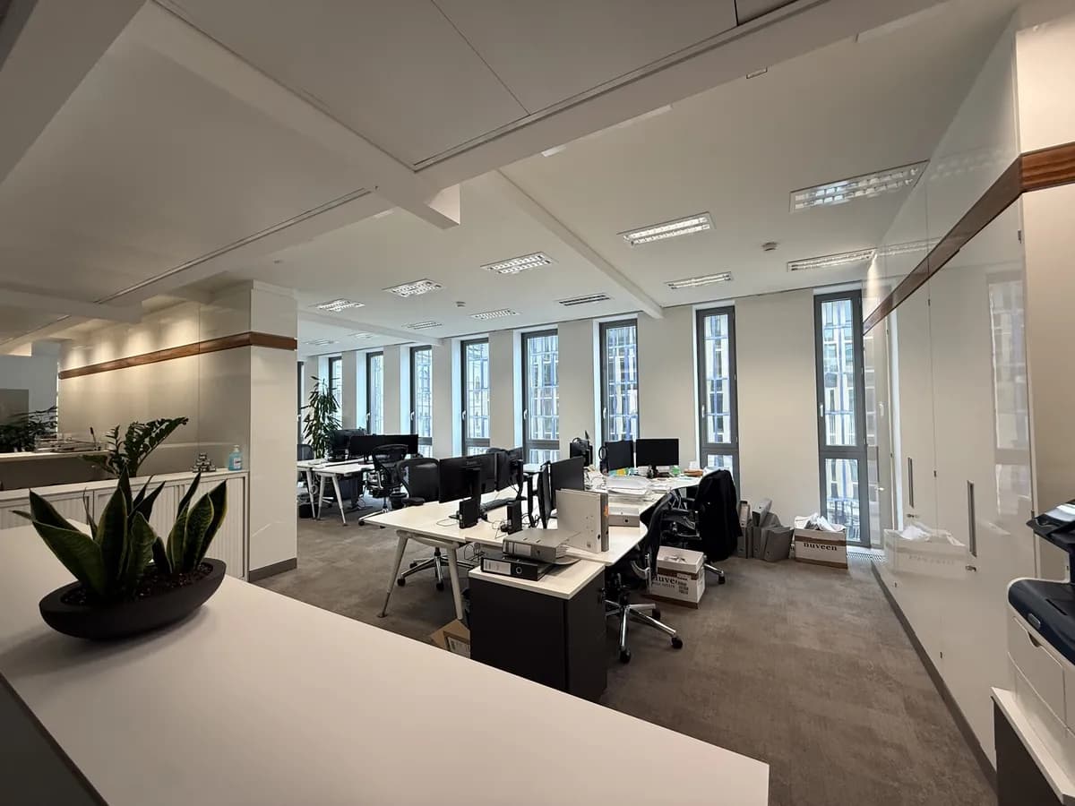 Gewerbeimmobilie mieten in Wien – 230 m², € 6.972 – Bild 1 von 5