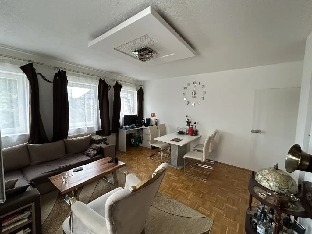 3-Zimmer-Wohnung kaufen in Vöcklabruck – 64 m², € 178.000 – Bild 2 von 11