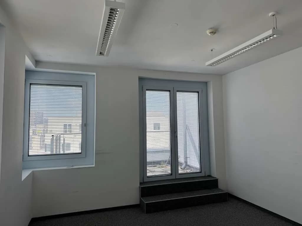 Gewerbeimmobilie mieten in Wien – 281 m², € 17 – Bild 10 von 13