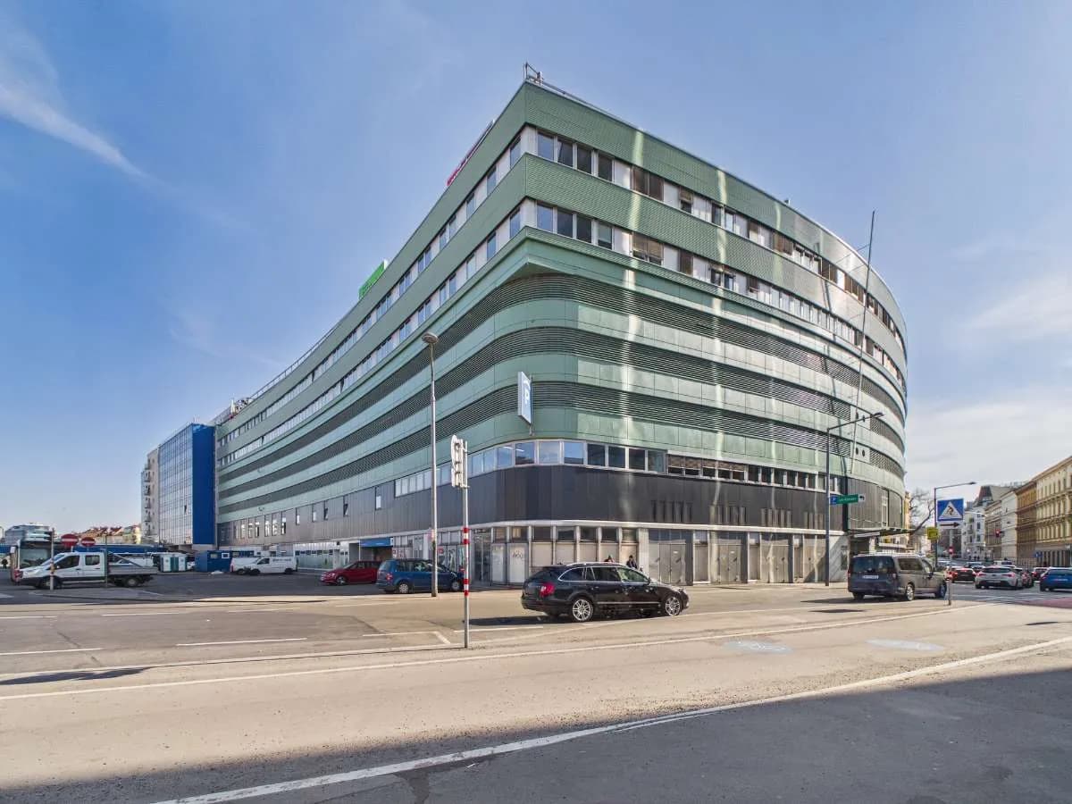 Gewerbeimmobilie mieten in Wien – 1 549 m², € 23.230 – Bild 14 von 22