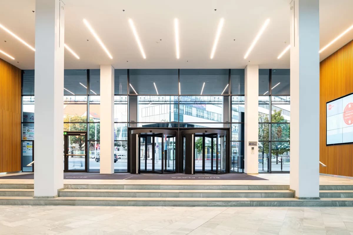 Gewerbeimmobilie mieten in Wien – 1 463 m², € 26.947 – Bild 5 von 8