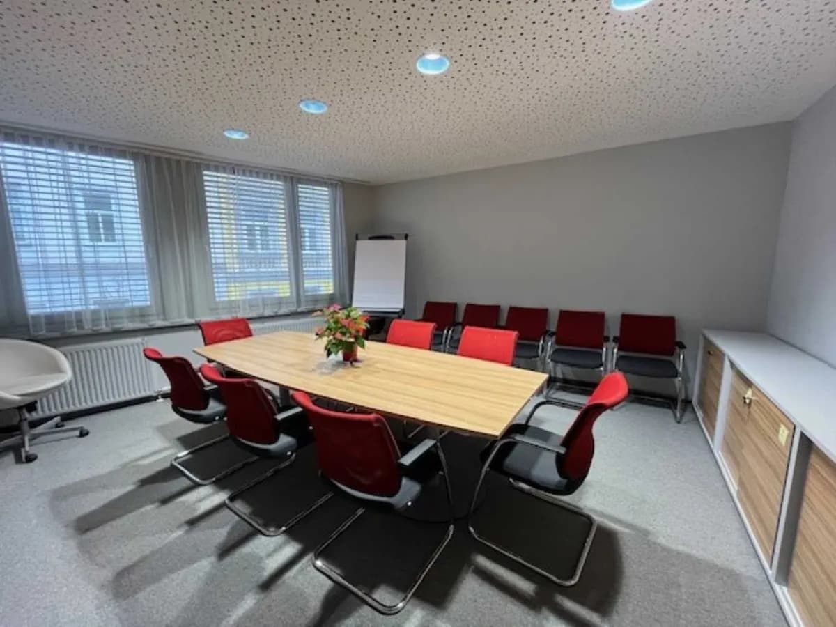 Gewerbeimmobilie mieten in Wien – 266 m², € 14 – Bild 2 von 4
