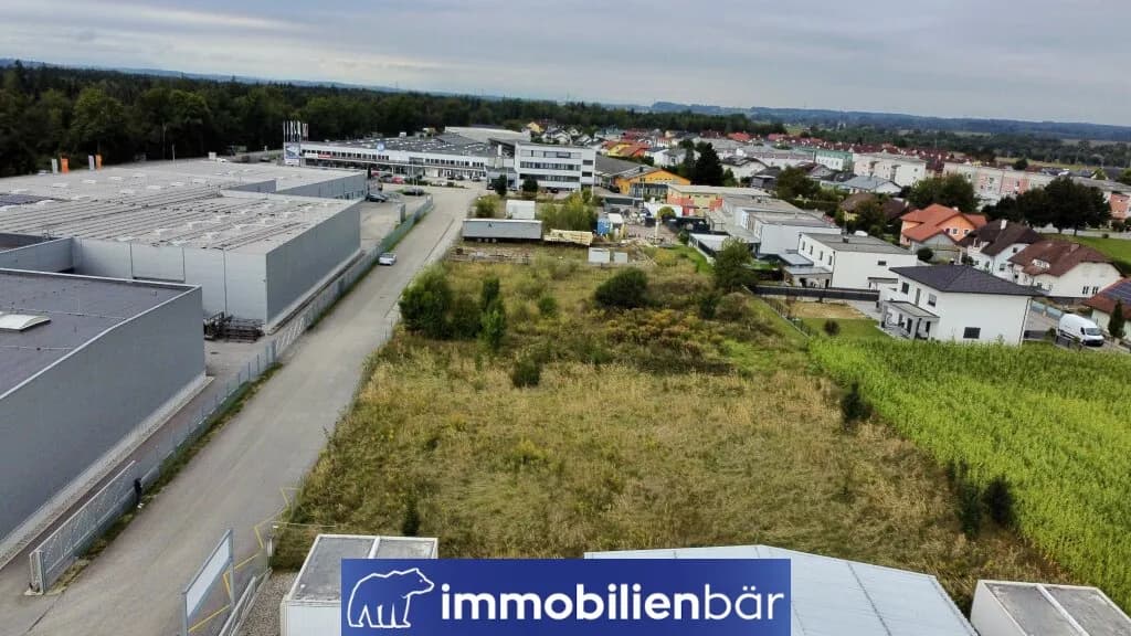 Immobilie kaufen in Wels-Land – 6 000 m², € 1.284.000 – Bild 2 von 9