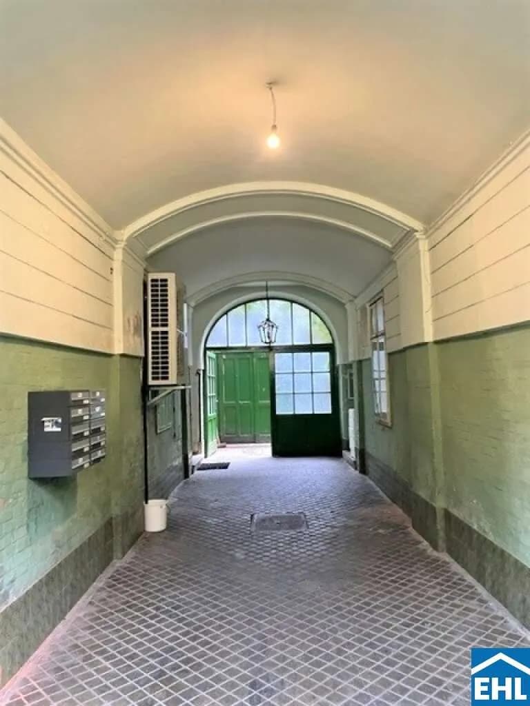 Gewerbeimmobilie kaufen in Wien – 1 156 m², € 4.400.000 – Bild 2 von 4
