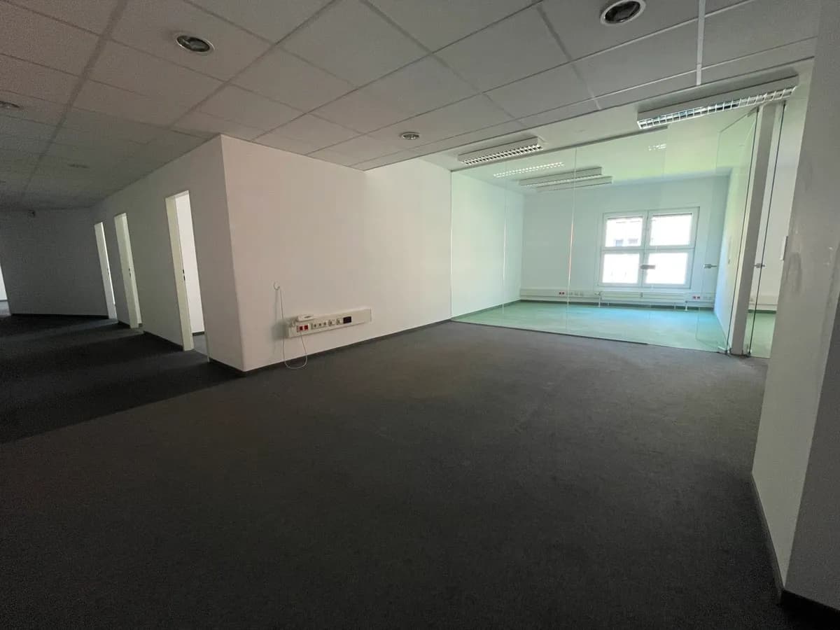 Gewerbeimmobilie mieten in Wien – 501 m², € 9.092 – Bild 4 von 10