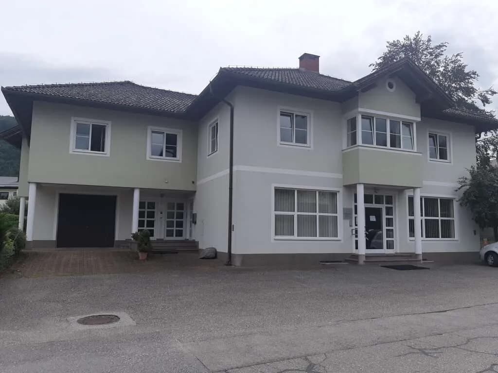 6-Zimmer-Gewerbeimmobilie mieten in Klagenfurt Land – 128 m², € 1.063 – Bild 2 von 13
