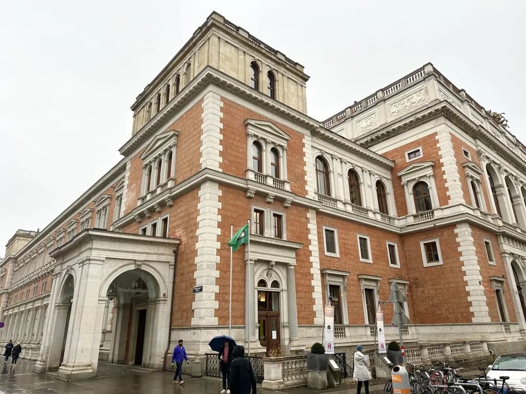 4-Zimmer-Gewerbeimmobilie mieten in Wien – 133 m², € 3.224 – Bild 9 von 10