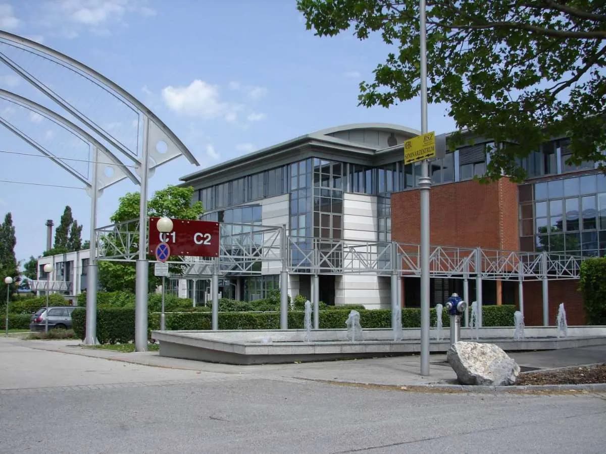 Gewerbeimmobilie mieten in Bruck an der Leitha – 487 m², € 10 – Bild 4 von 15