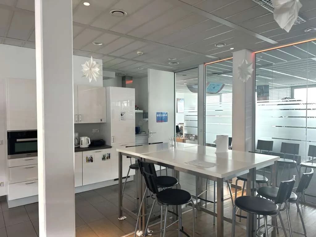 Gewerbeimmobilie mieten in Wien – 535 m², € 9.684 – Bild 1 von 17