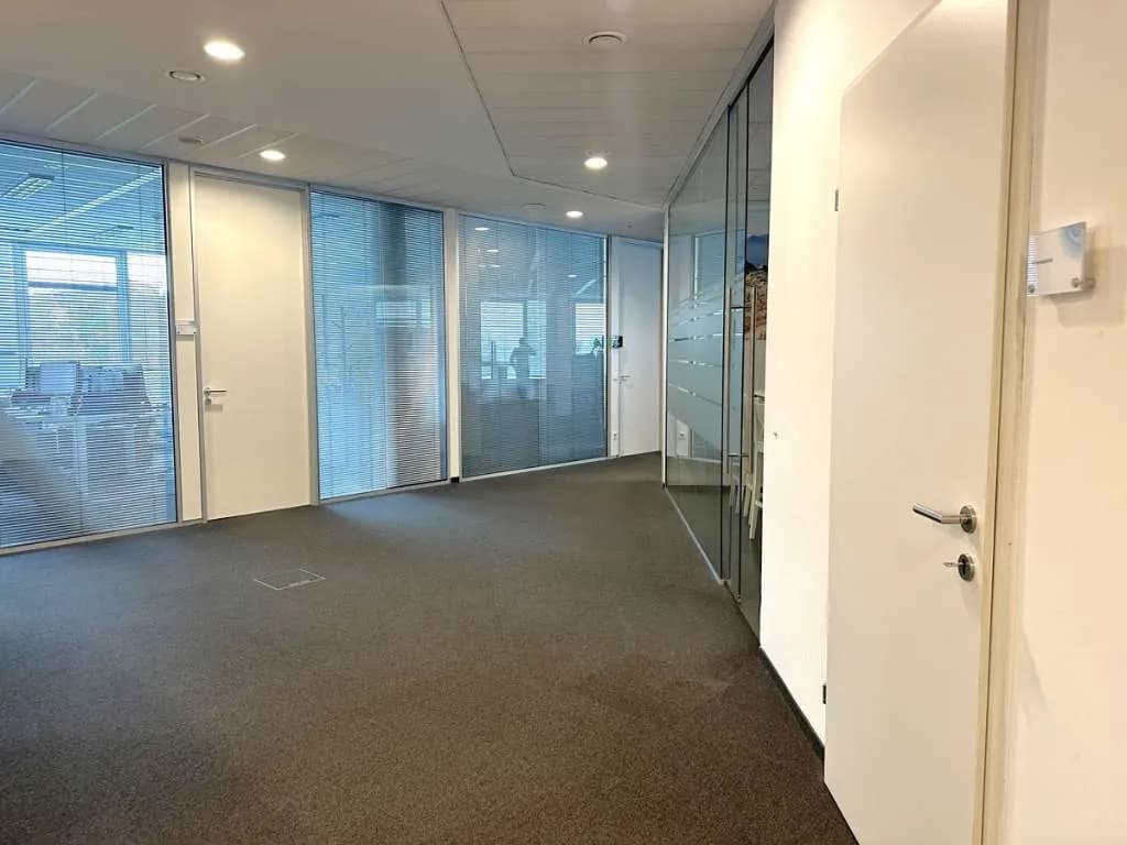 Gewerbeimmobilie mieten in Wien – 535 m², € 9.684 – Bild 2 von 17