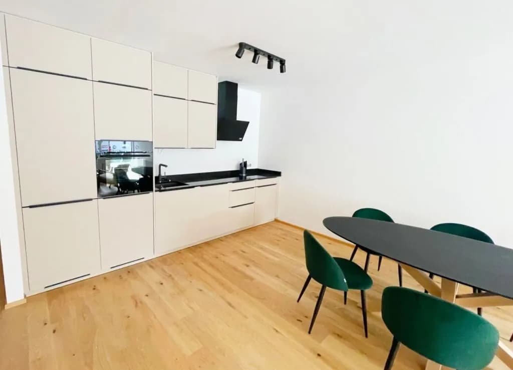 3-Zimmer-Wohnung mieten in Liezen – 82 m², € 2.192