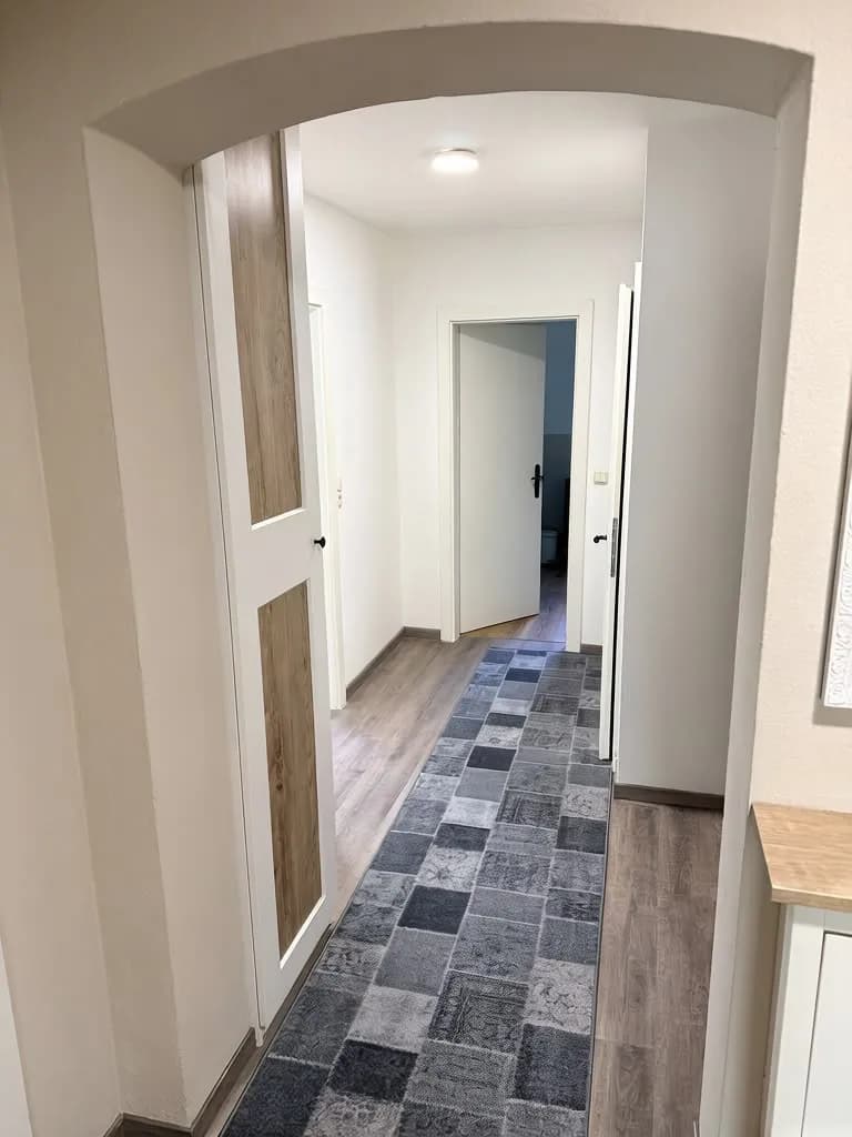 4-Zimmer-Wohnung mieten in Gmunden – 110 m², € 1.499 – Bild 4 von 10