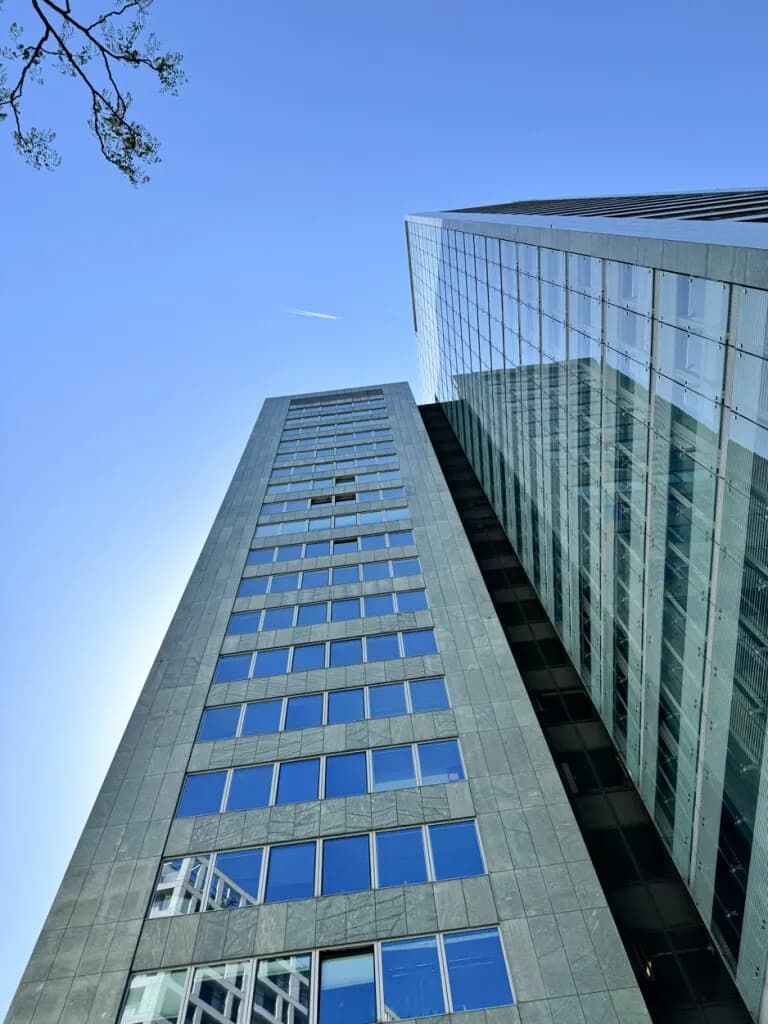 12-Zimmer-Gewerbeimmobilie mieten in Wien – 694 m², € 14.539 – Bild 2 von 11