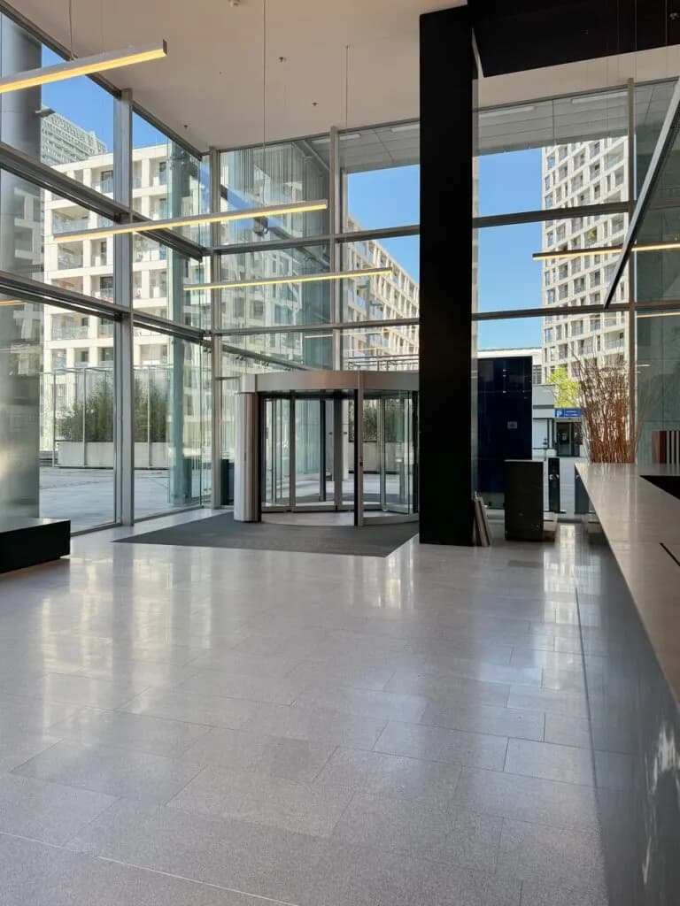 12-Zimmer-Gewerbeimmobilie mieten in Wien – 694 m², € 14.539 – Bild 5 von 11