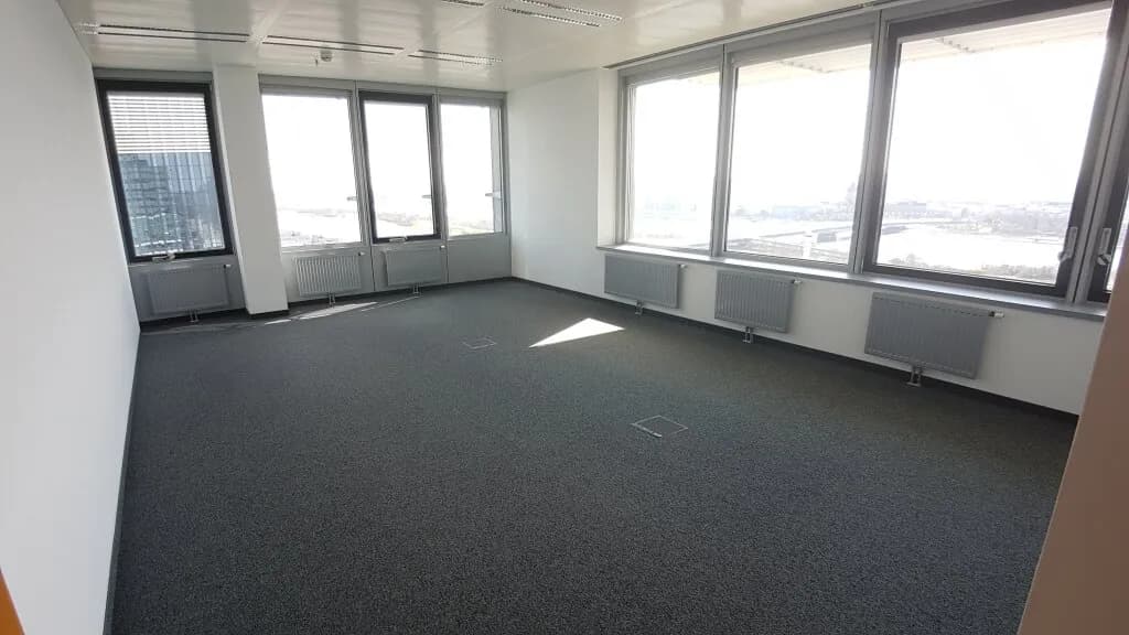 12-Zimmer-Gewerbeimmobilie mieten in Wien – 694 m², € 14.539 – Bild 10 von 11