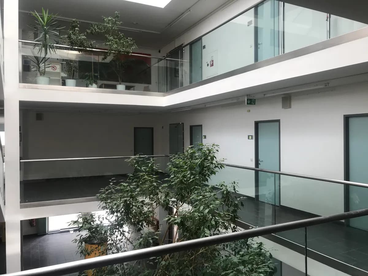 Gewerbeimmobilie mieten in Tulln – 80 m², € 11 – Bild 5 von 12