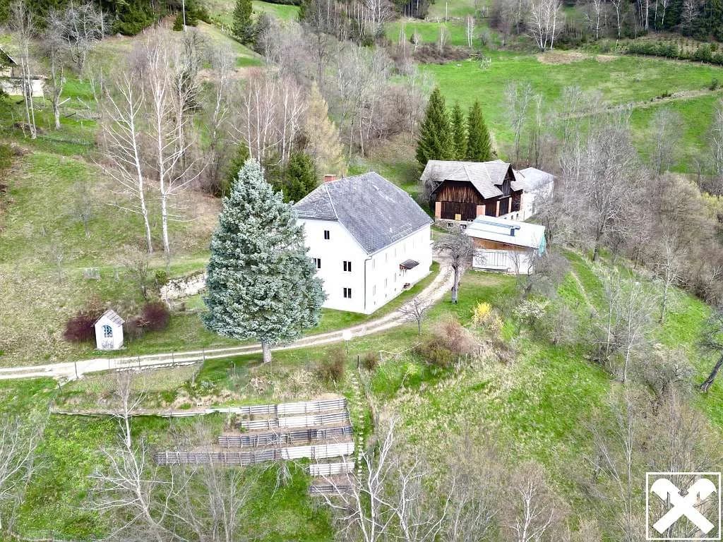 5-Zimmer-Immobilie kaufen in Wolfsberg – 260 m², € 695.000 – Bild 2 von 29