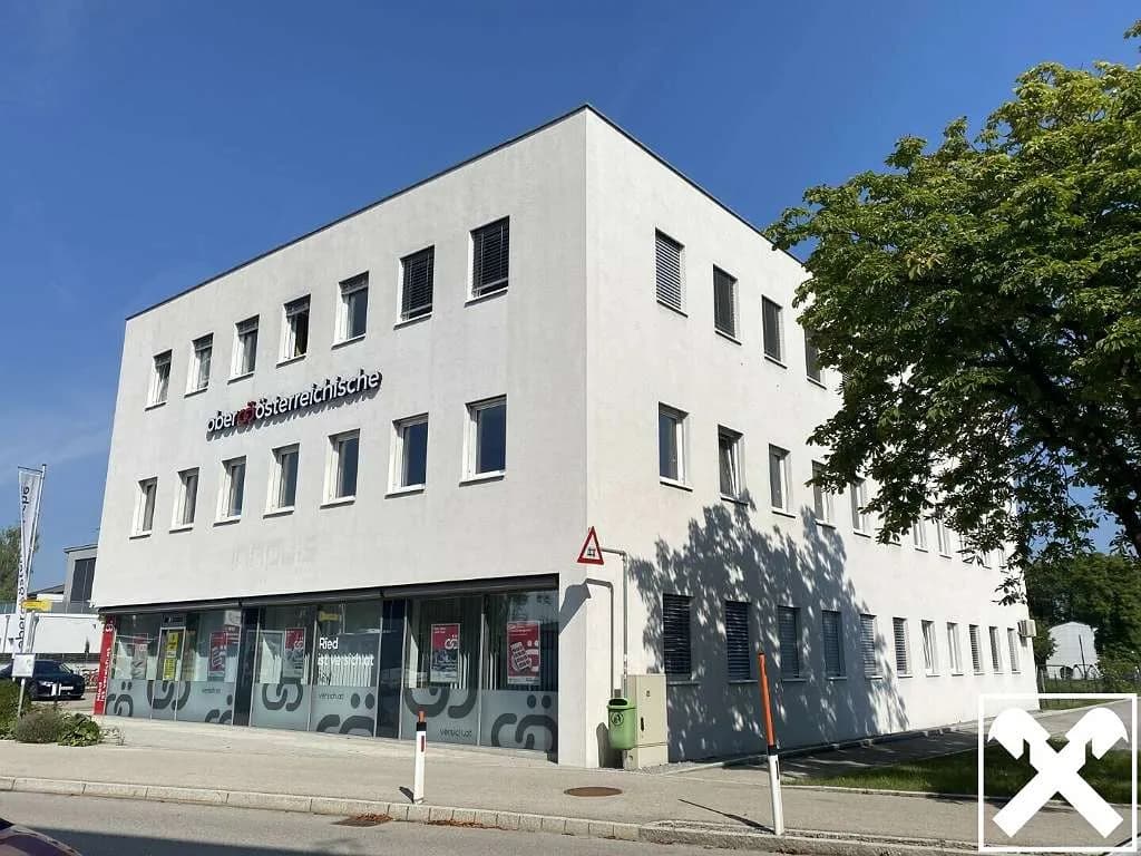 Gewerbeimmobilie mieten in Ried im Innkreis – 50 m², € 660
