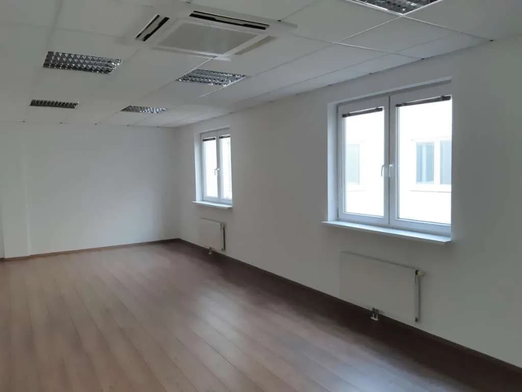 Gewerbeimmobilie mieten in Wien – 582 m², € 7 – Bild 3 von 5