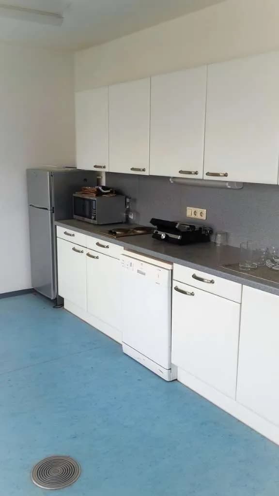 Gewerbeimmobilie mieten in Wien – 117 m², € 9 – Bild 6 von 7