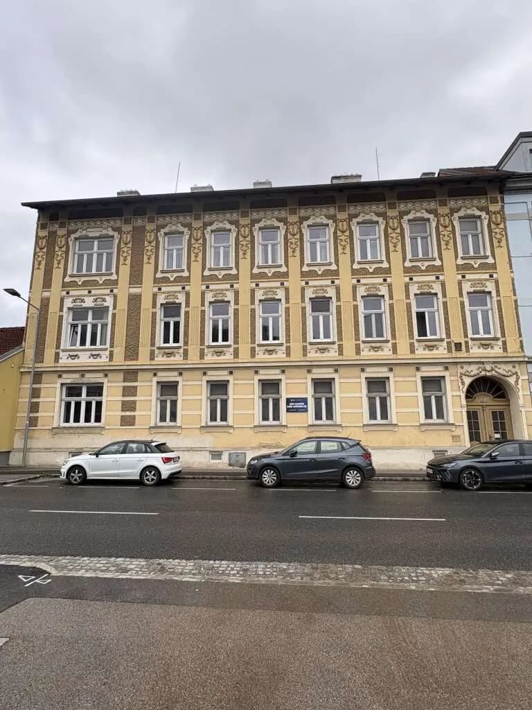 Gewerbeimmobilie kaufen in Mistelbach – 595,55 m², € 990.000 – Bild 2 von 45