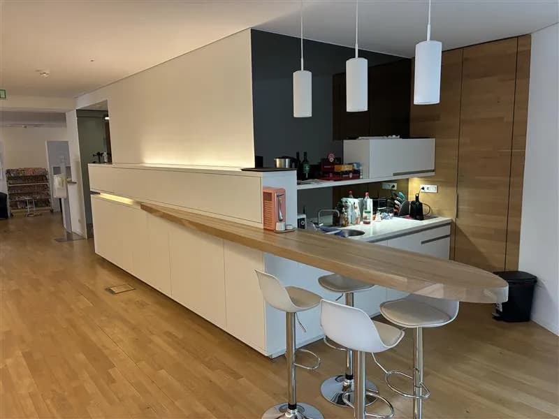 Gewerbeimmobilie mieten in Wien – 300 m², € 21 – Bild 8 von 9