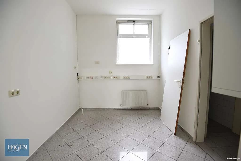 Gewerbeimmobilie mieten in Dornbirn – 155 m², € 1.818 – Bild 8 von 10
