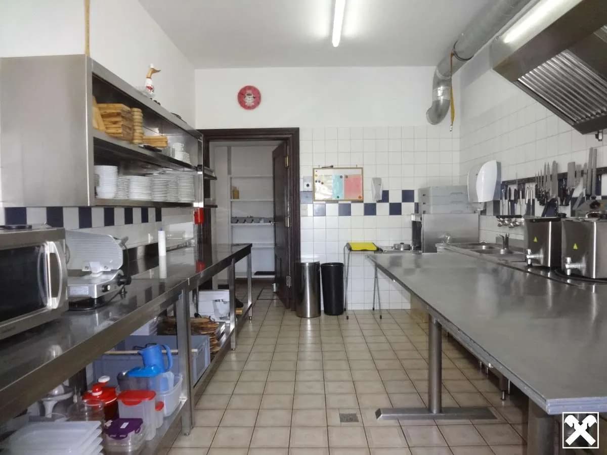 2-Zimmer-Gewerbeimmobilie mieten in Neunkirchen – 132 m², € 1.150 – Bild 6 von 12