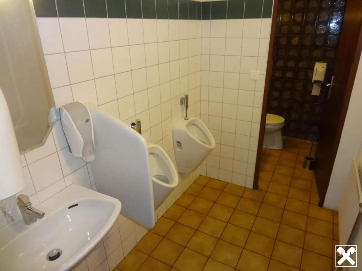 2-Zimmer-Gewerbeimmobilie mieten in Neunkirchen – 132 m², € 1.150 – Bild 10 von 12