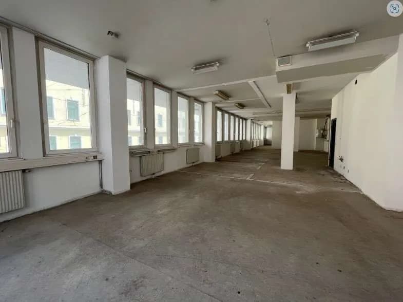 Gewerbeimmobilie mieten in Wien – 224 m², € 2.131